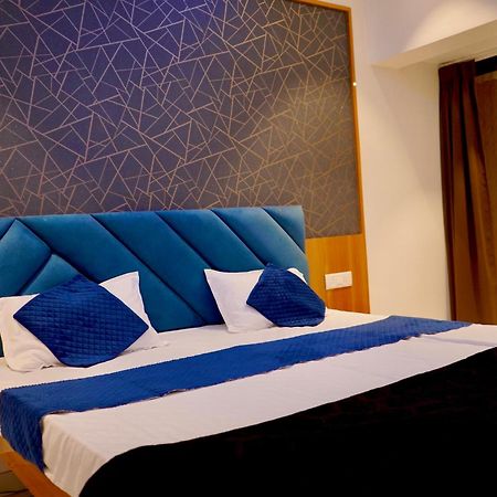 Hotel Madhuban Aurangabad  Eksteriør billede