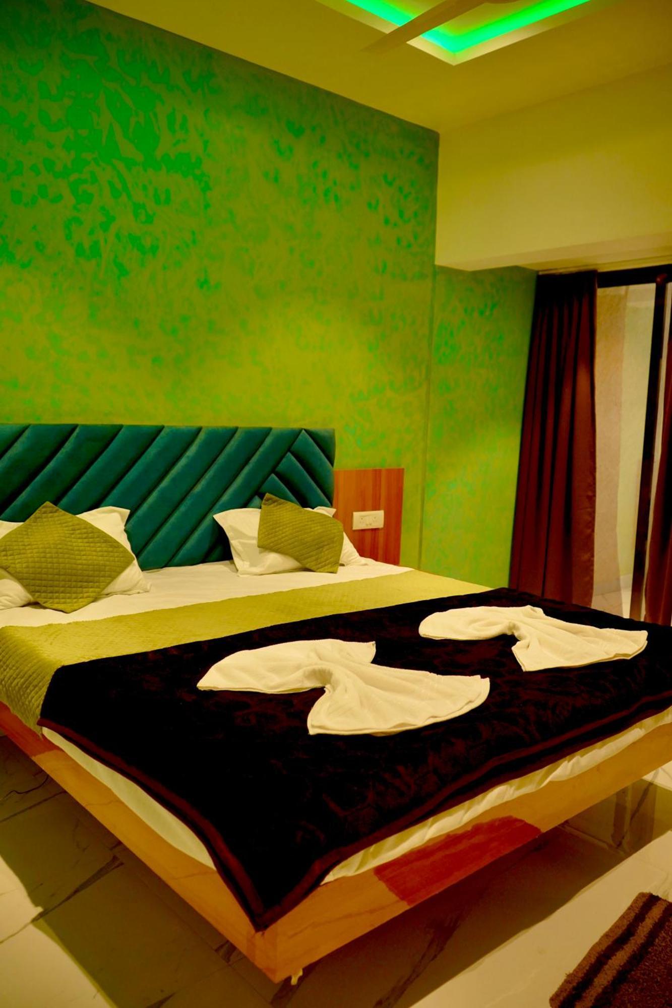 Hotel Madhuban Aurangabad  Eksteriør billede